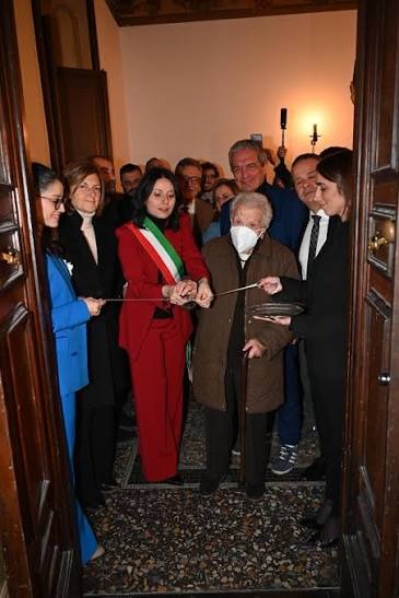 La sindaca Michela Glorio e la principessa Bernardette Reggio d’Aci tagliano il nastro di Pop Japan
